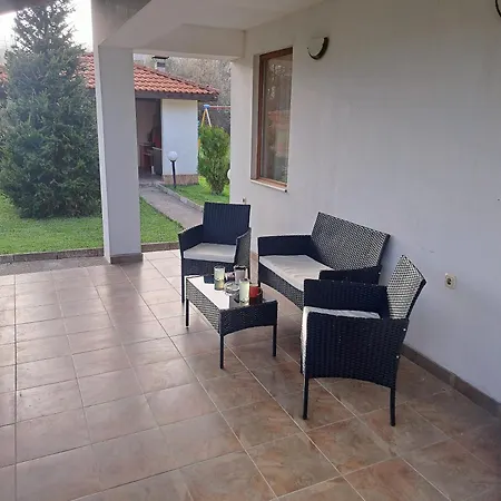 Hébergement de vacances наш'та къща Apriltsi (Lovech)