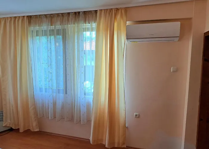 別荘 наш'та къща アプリルツィ