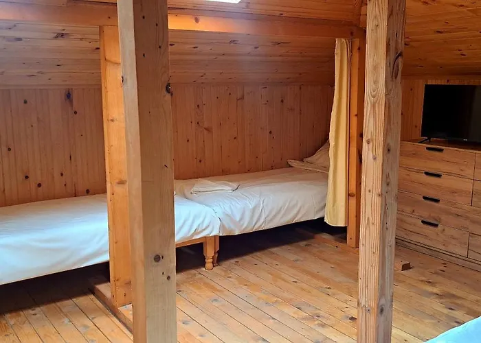 別荘 наш'та къща